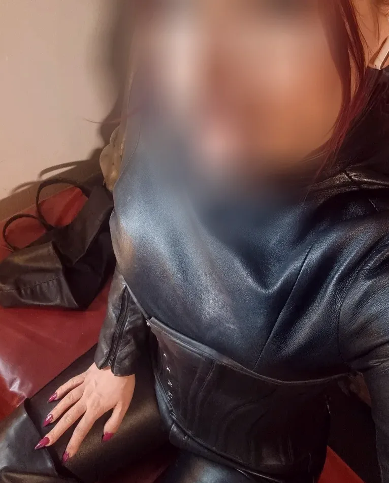 Greta, 38