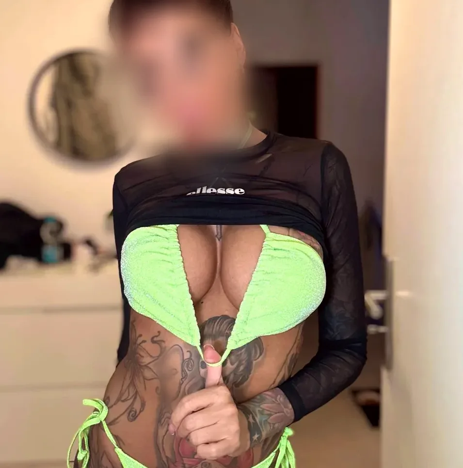 Maike, 37
