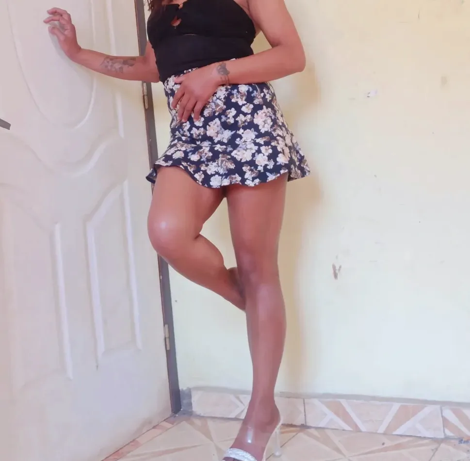 Malin, 27