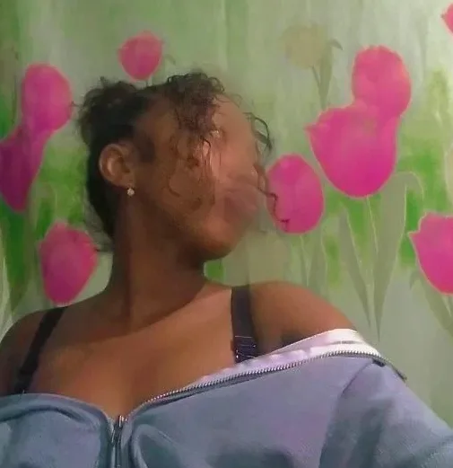Sonja, 24